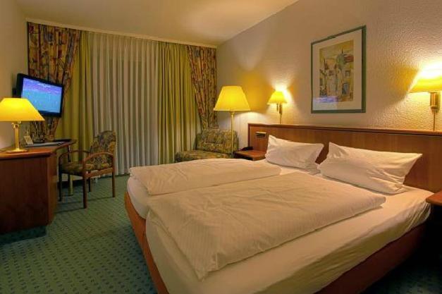Hotel-Restaurant Esbach Hof Kitzingen Phòng bức ảnh