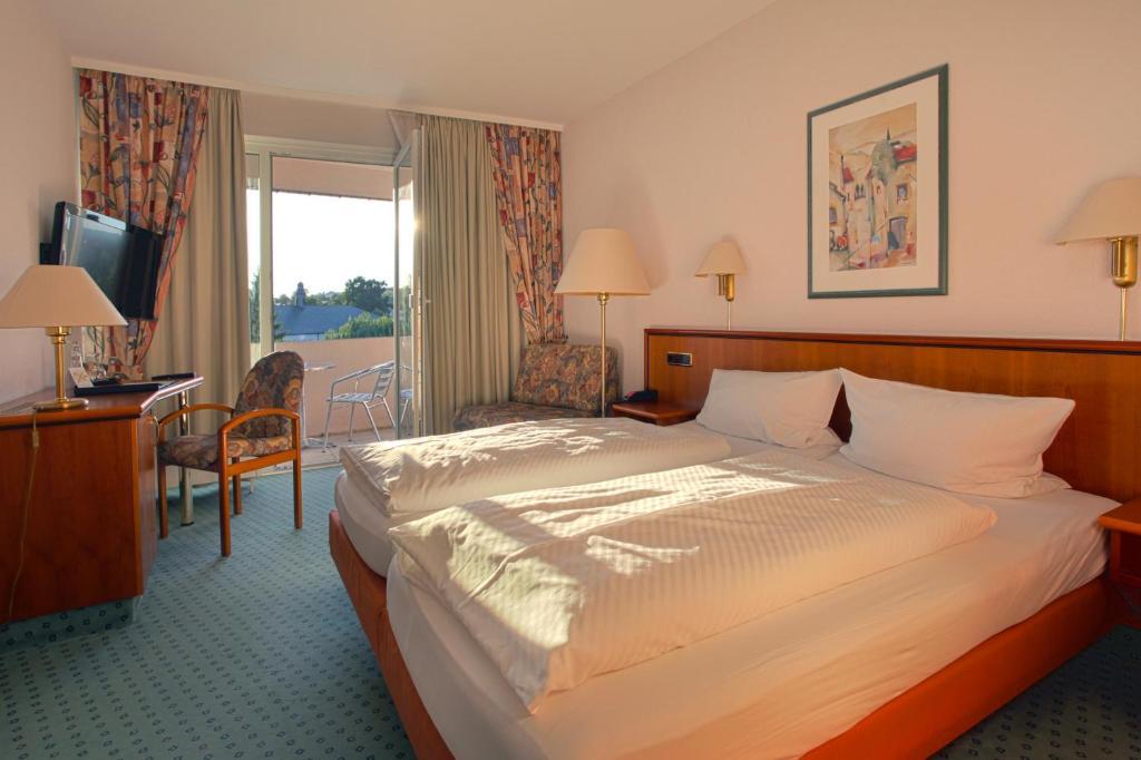Hotel-Restaurant Esbach Hof Kitzingen Phòng bức ảnh